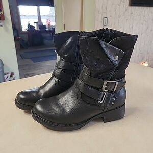BearTraps Women's Winter Hailie Black Leather Boot Buckle Size 6.5